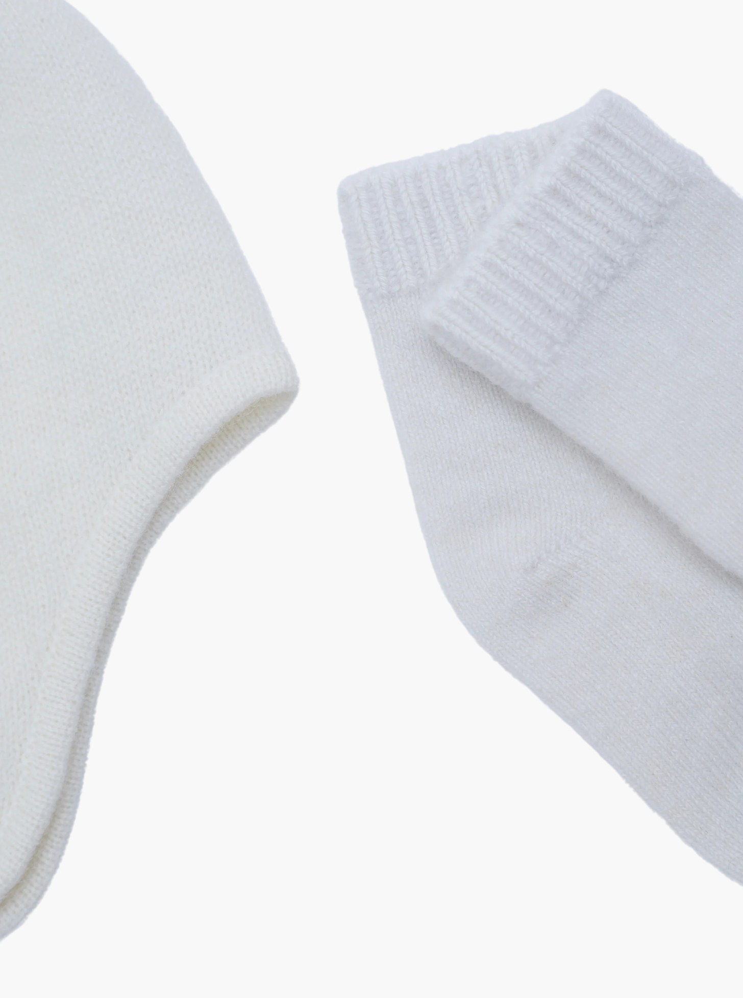 White cashmere hat and socks baby pair