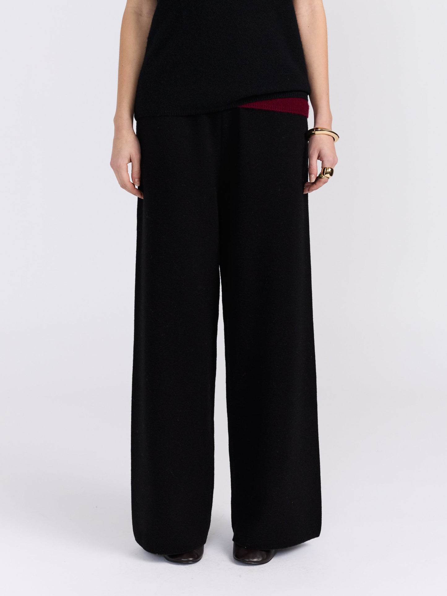Back Cashmere Go-To Pants