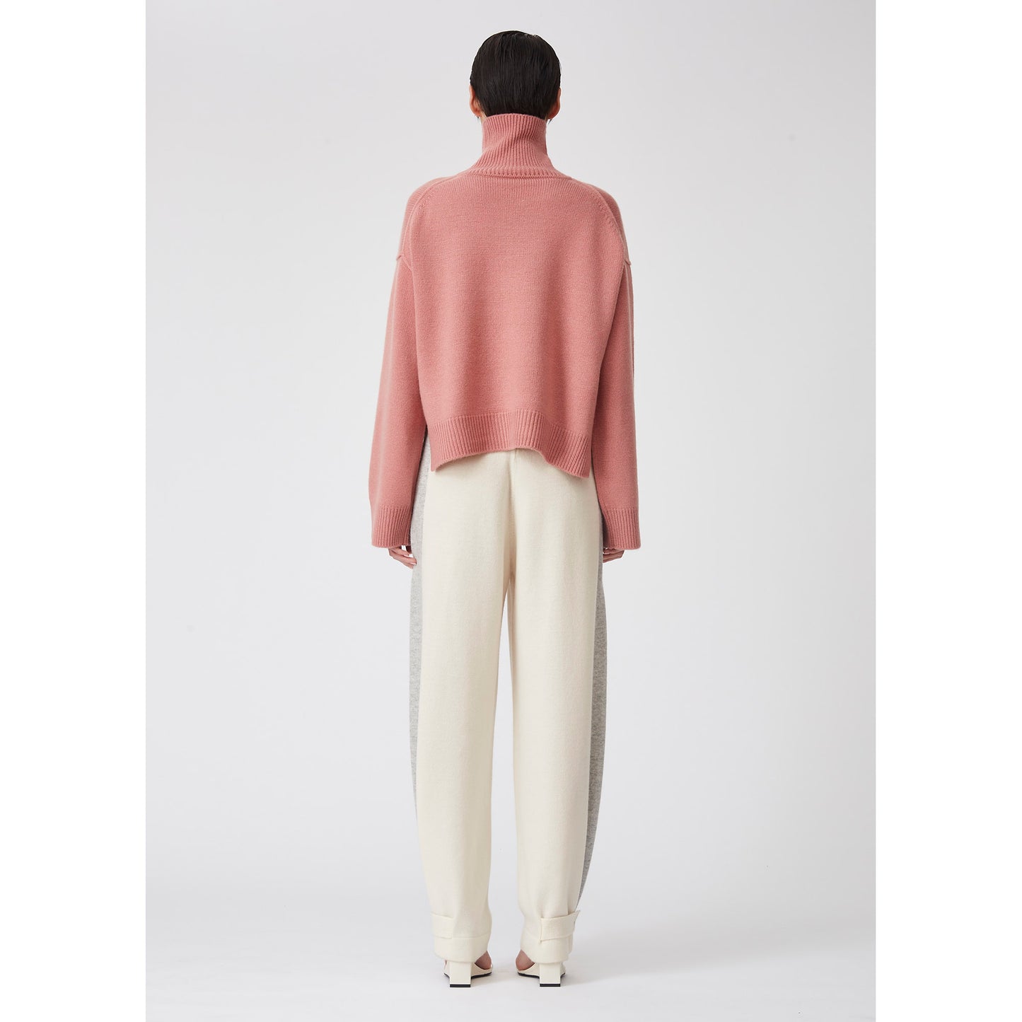 Cropped Roll Neck cashmere Jumper salmon pink / 5629/5674
